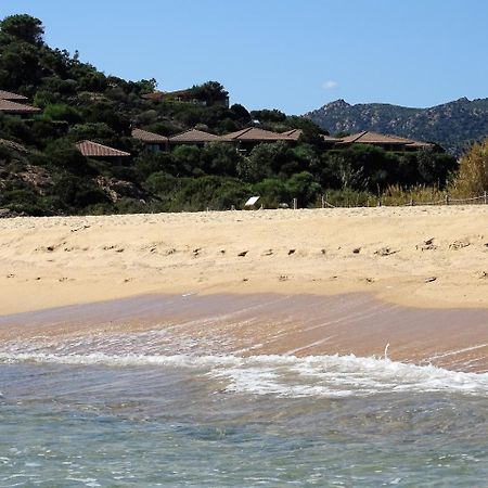 Case Sul Mare Residenze Di Bes Chia Zewnętrze zdjęcie